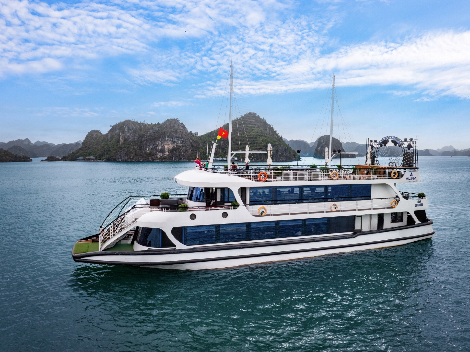Hạ Long 3 Ngày 2 Đêm – Trọn Vịnh, Làng Chài & Bãi Tắm Hoang Sơ