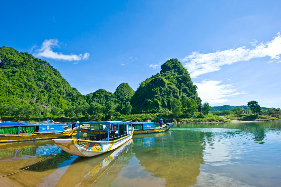 Quảng Bình 1 Ngày – Động Phong Nha & Động Thiên Đường