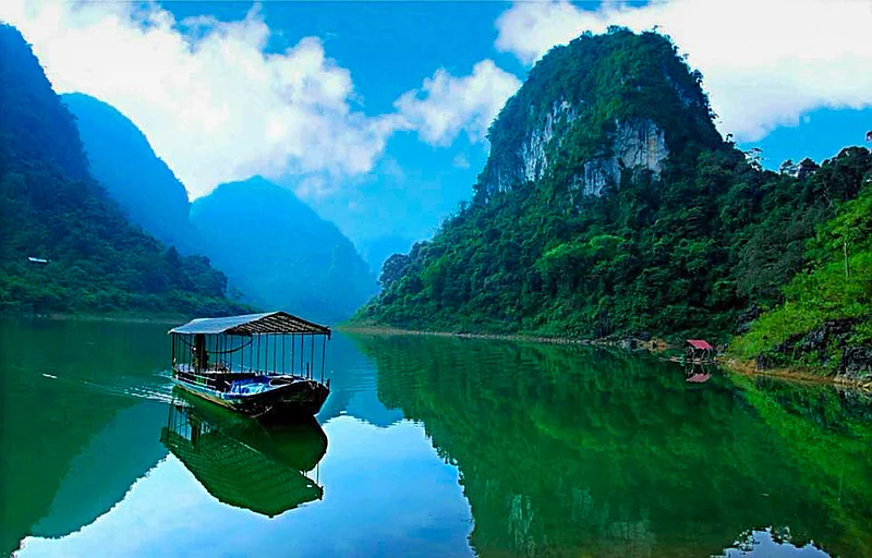 Bắc Kạn 2 Ngày 1 Đêm – Hồ Ba Bể & Thác Đầu Đẳng