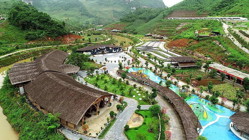 Mộc Châu 3 ngày 2 đêm – Trải nghiệm bản địa & săn mây