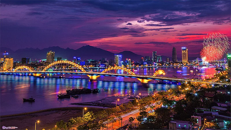 https://cdn.dulich24h.comDu thuyền sông Hàn – Lịch trình & giá vé 2025