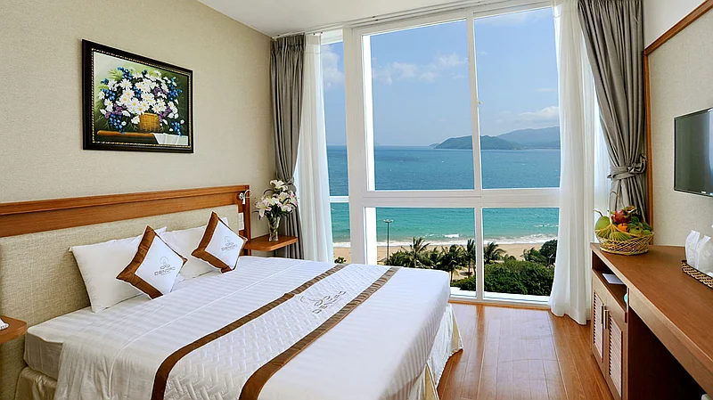 https://cdn.dulich24h.comKhách sạn Nha Trang – Gần biển Trần Phú, resort sang trọng 2025