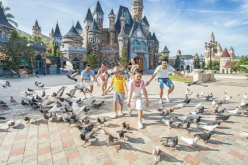 https://cdn.dulich24h.comVinWonders & Safari Nha Trang 2025 – Trải nghiệm giải trí & thiên nhiên hoang dã