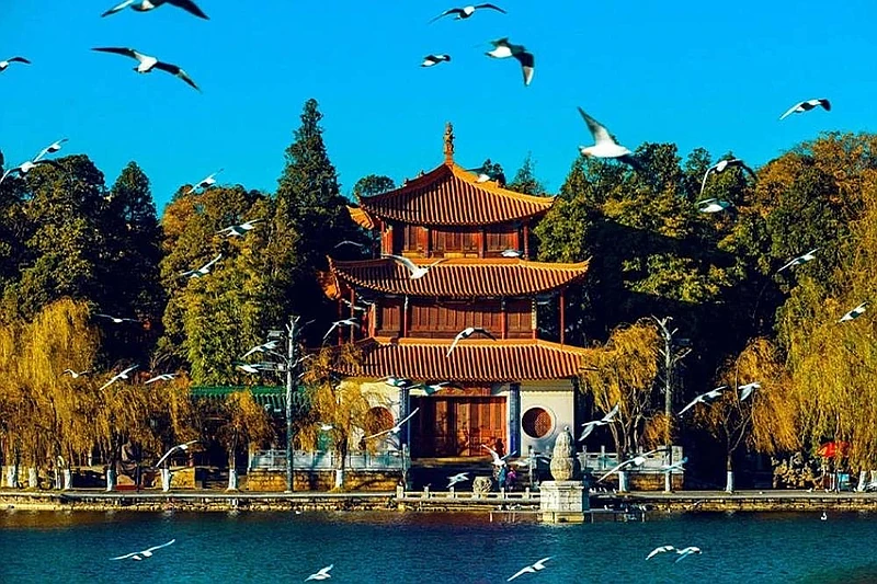 TRUNG QUỐC 5N4Đ – PHƯỢNG HOÀNG CỔ TRẤN • TRƯƠNG GIA GIỚI