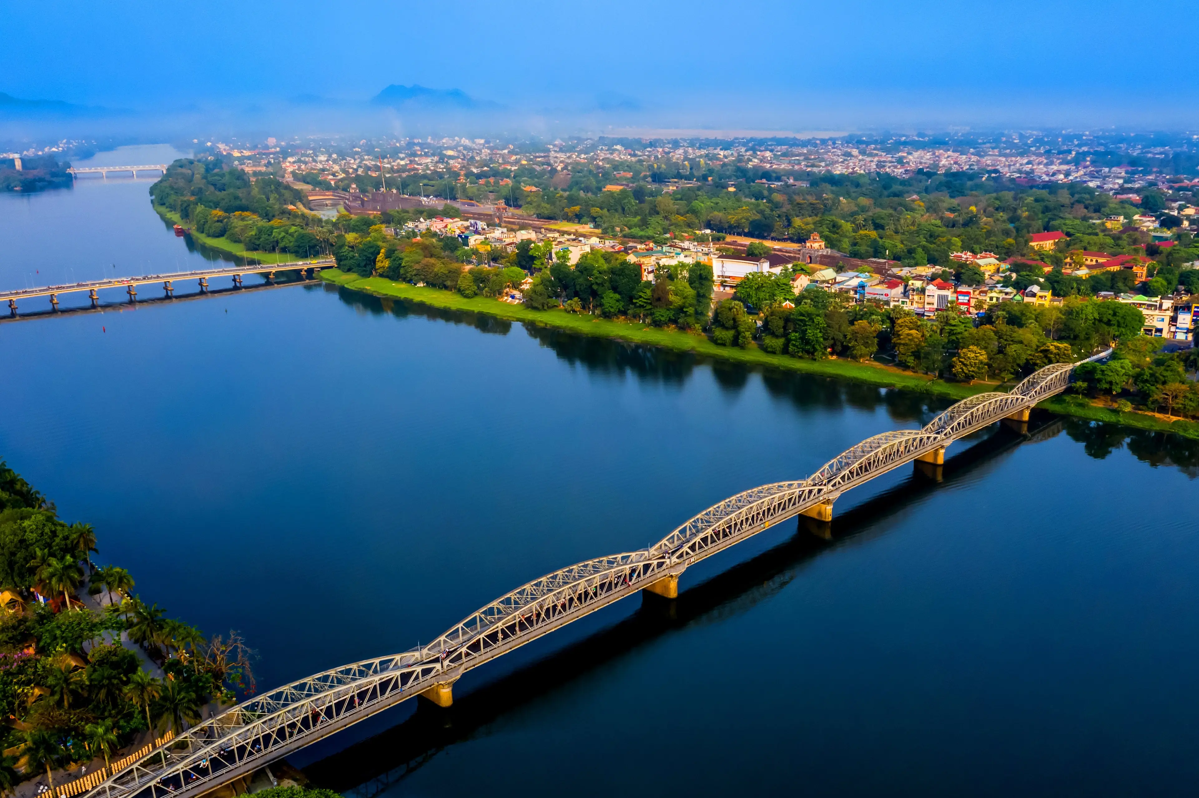 Huế 1 Ngày – Đầm Lập An – Vịnh Lăng Cô – Đèo Hải Vân